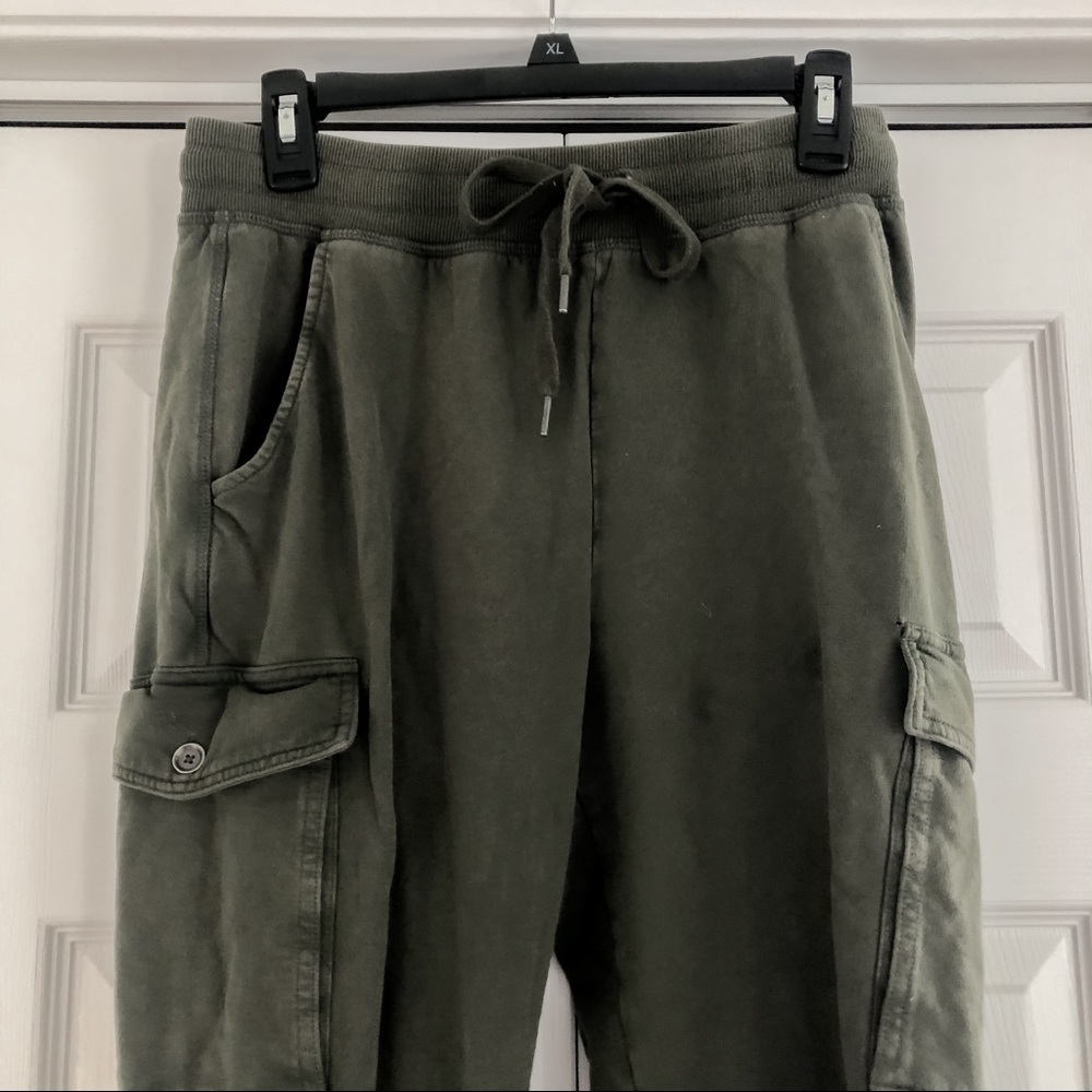 Aerie Green Cargo Joggers